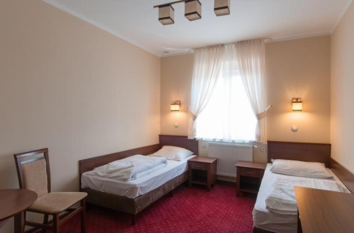 Hotel Grant Leszno  Quarto foto